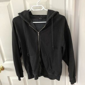 Brandy Melville Zip up